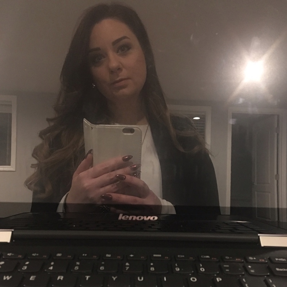 Meet your Posher, Deanna